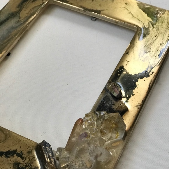 Resin Geode Frame - Picture 3 of 4